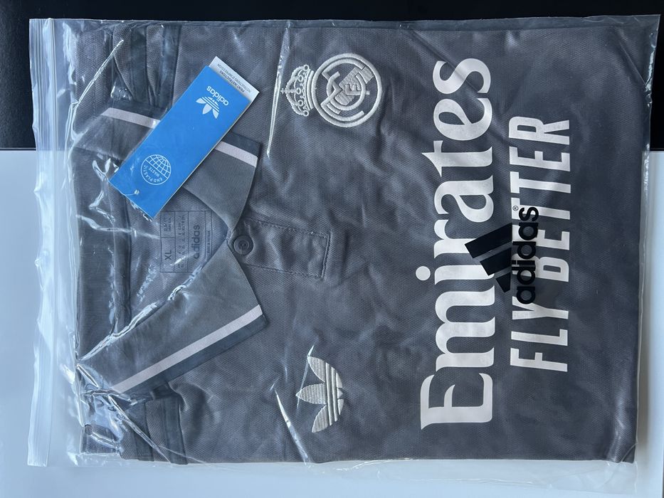 футболна тениска на Реал Мадрид, трети екип от сезон 25-26