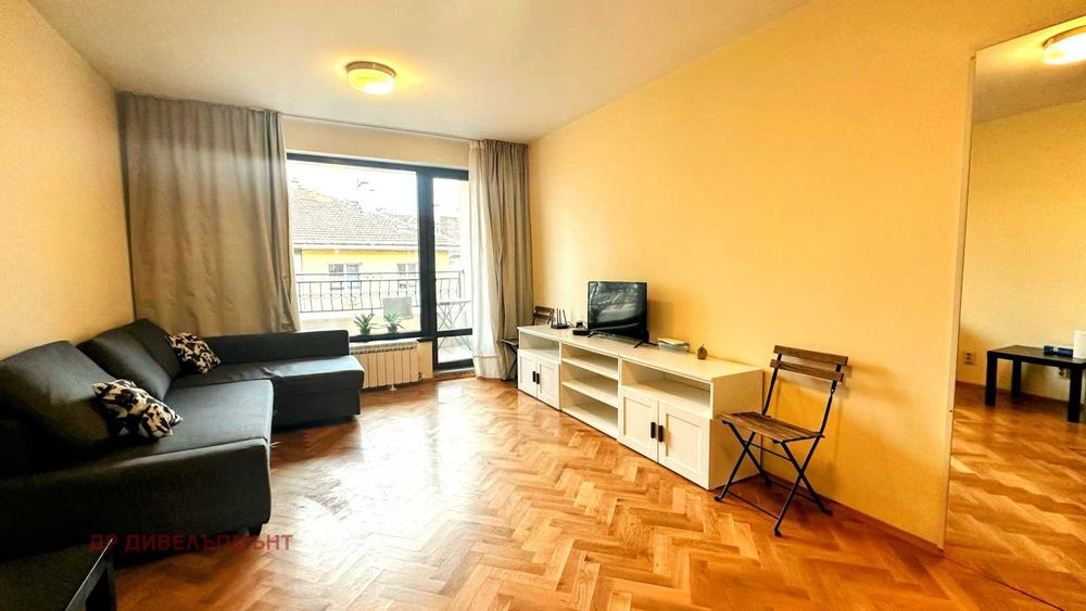 Дава се под наем Едностаен апартамент в София, Център - 36 кв.м за 356.49 € - Снимка #10