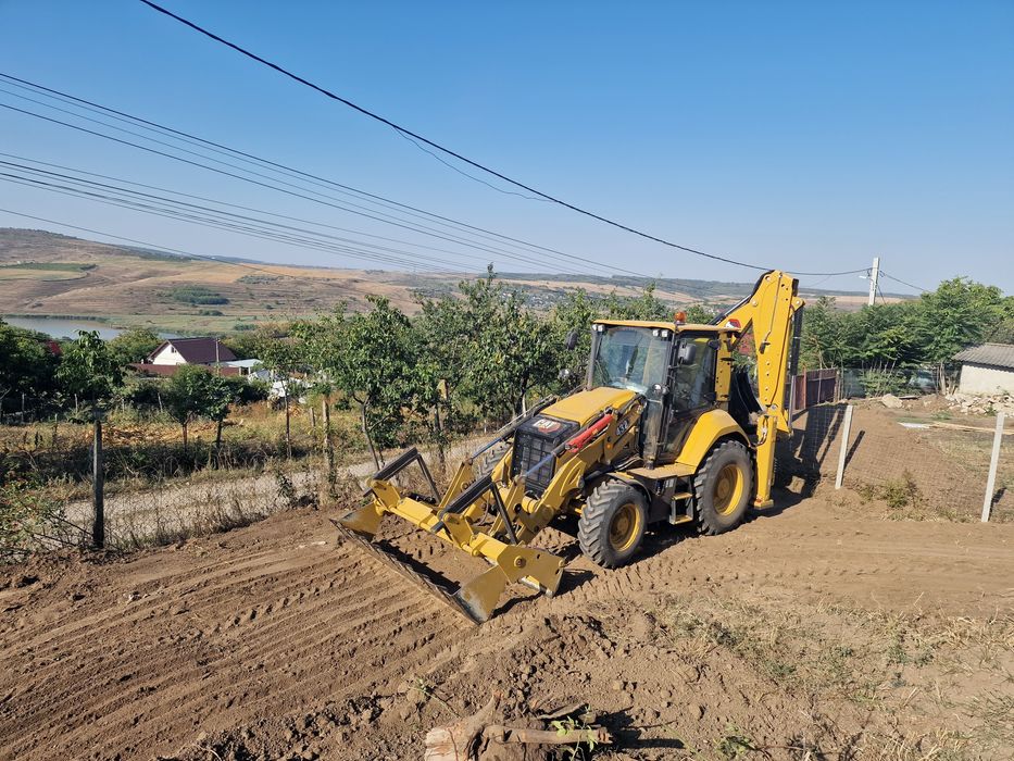 Excavator bobcat miniîncarcator buldoexcavator cilindru compactor