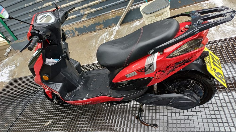 Scuter electric yadea rk 3