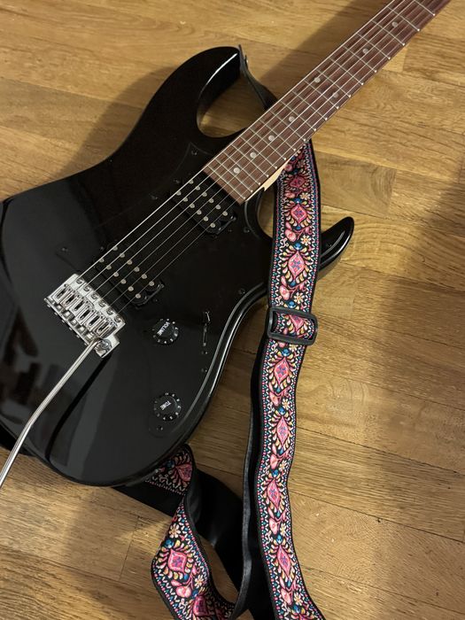 Chitara electronica IBANEZ cu boxa