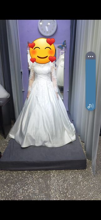 Свадебное платье