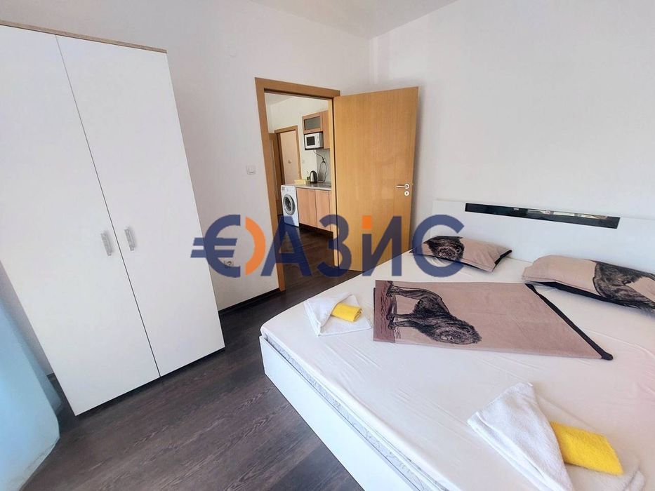 Продава се Тристаен апартамент в к.к. Слънчев бряг - 93 кв.м за 565 €/кв.м - Снимка #2