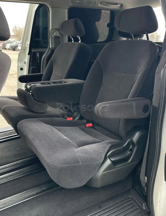 Такси Taxi минивэн 7 мест по Ташкенту и по Горам