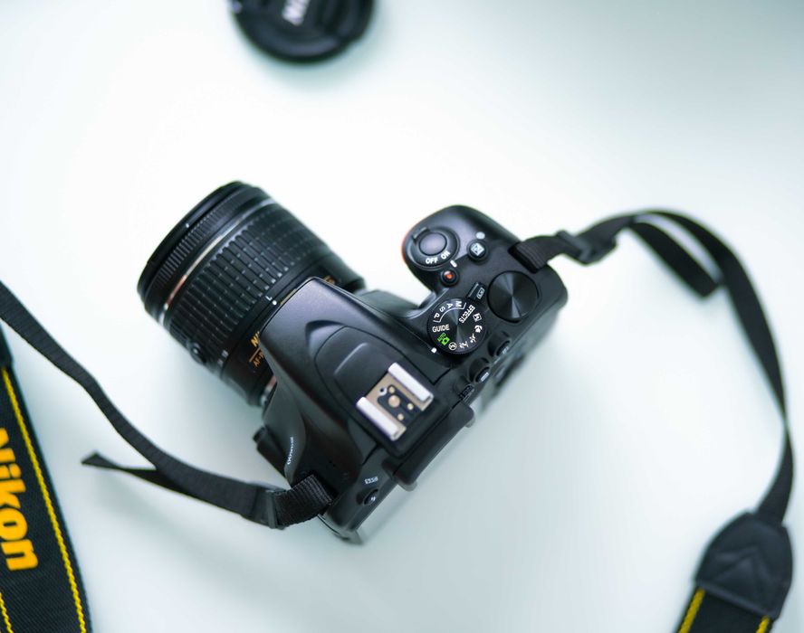 Dslr NIKON D3500 + obiectiv stabilizare Nikkor 18-55 Af-P , FullBOX