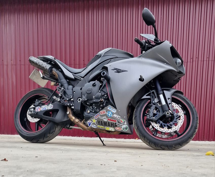 Yamaha R1 rn22 ultimul model de big bang