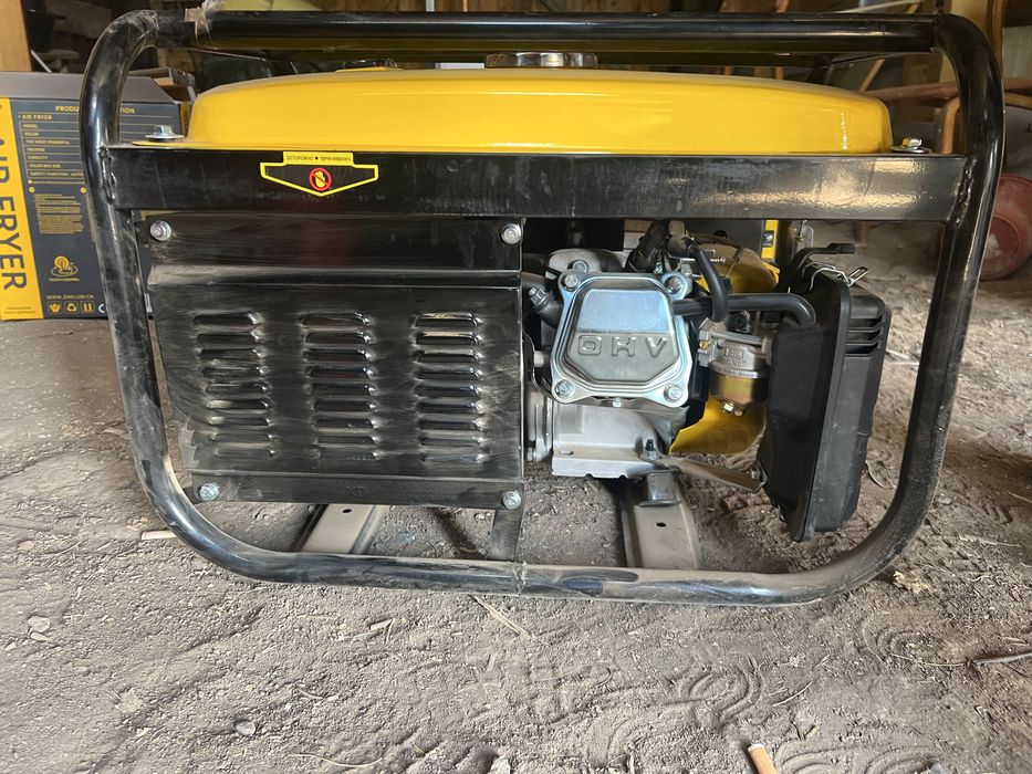 Бензиновый генератор DeWALT DXGN6000 (Новый / В отличном состоянии)