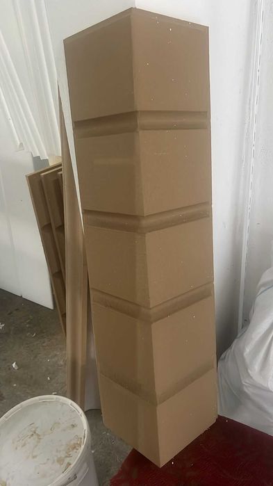 Coltare decorative din polistiren