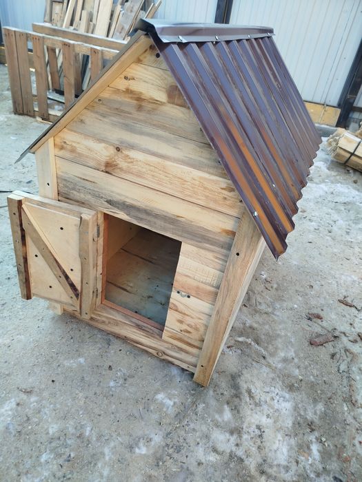 Будка для собаки утепленная