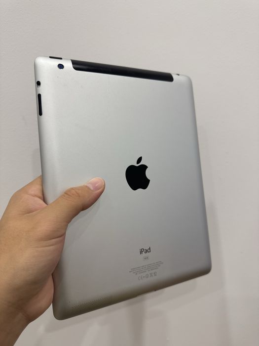 Продам iPad 3, 16 ГБ