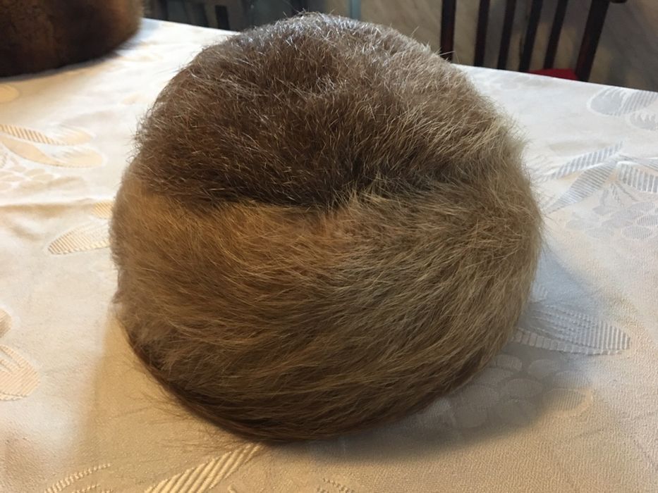 Vand caciuli de blana nutrie vidra