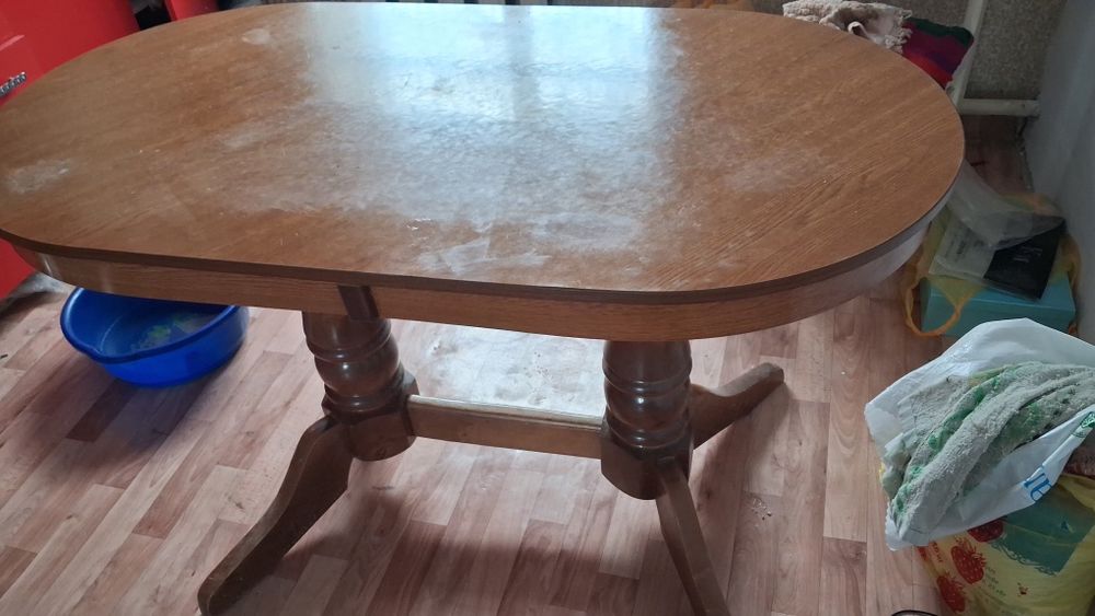 Продам стол для кухни