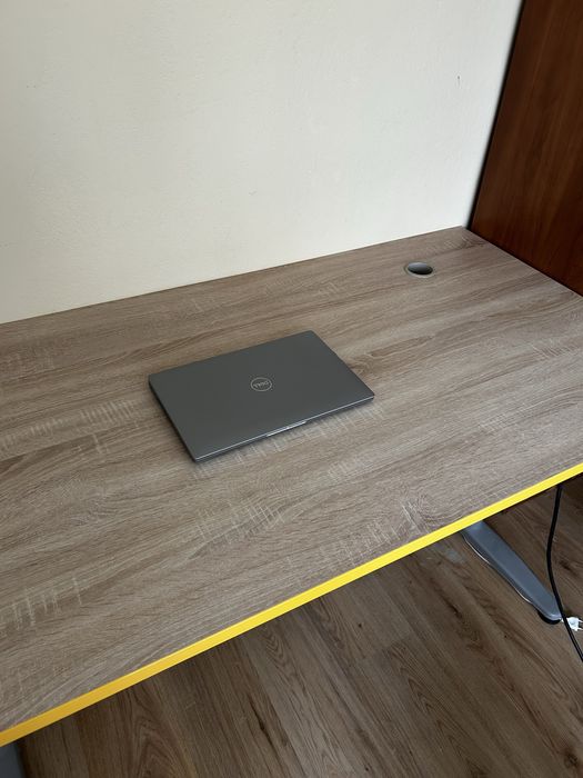 Oфис бюро, 150/80см, метална основа