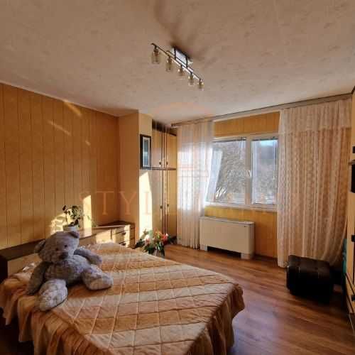 Продава се Многостаен апартамент в Разград, Център - 105 кв.м за 1477 €/кв.м - Снимка #1