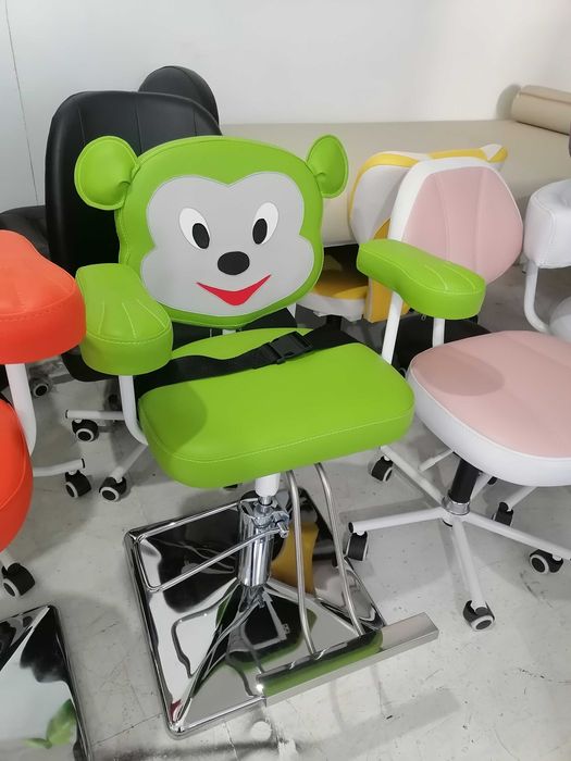 Детские кресла, кресло для стрижки детей.