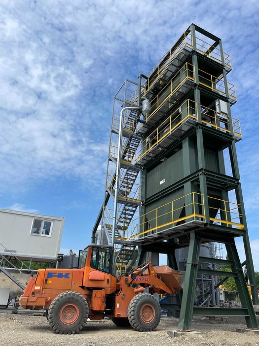 STATIE DE ASFALT DE VANZARE, Capacitate 100 T/H, noua si in stoc