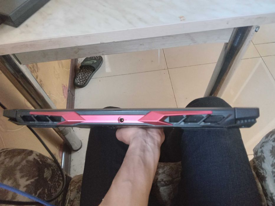 Noutbuk acer nitro 5