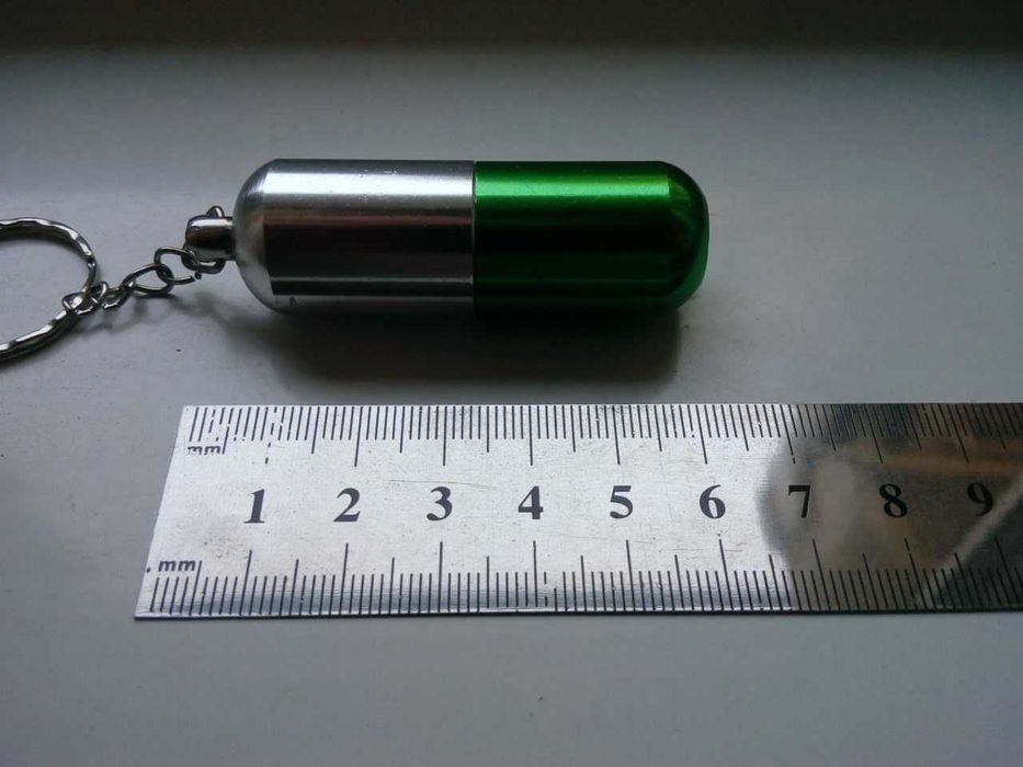 курительная трубка-брелок «Капсула».