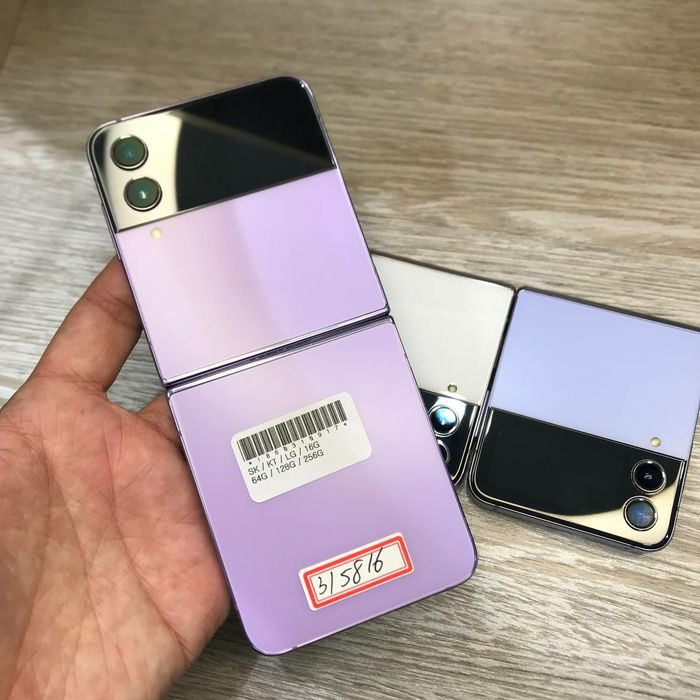 Samsung Z Flip4 8/256