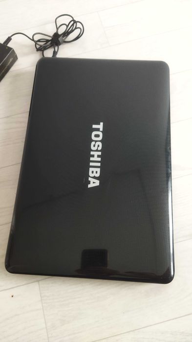 Ноутбук toshiba satellite