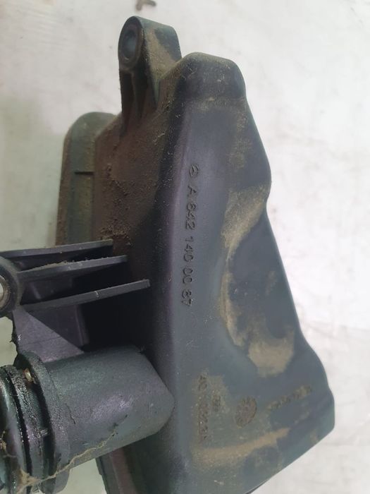 Rezonator aer 3.0 cdi om642 v6 a6421400087 Mercedes-Benz C-Class W203