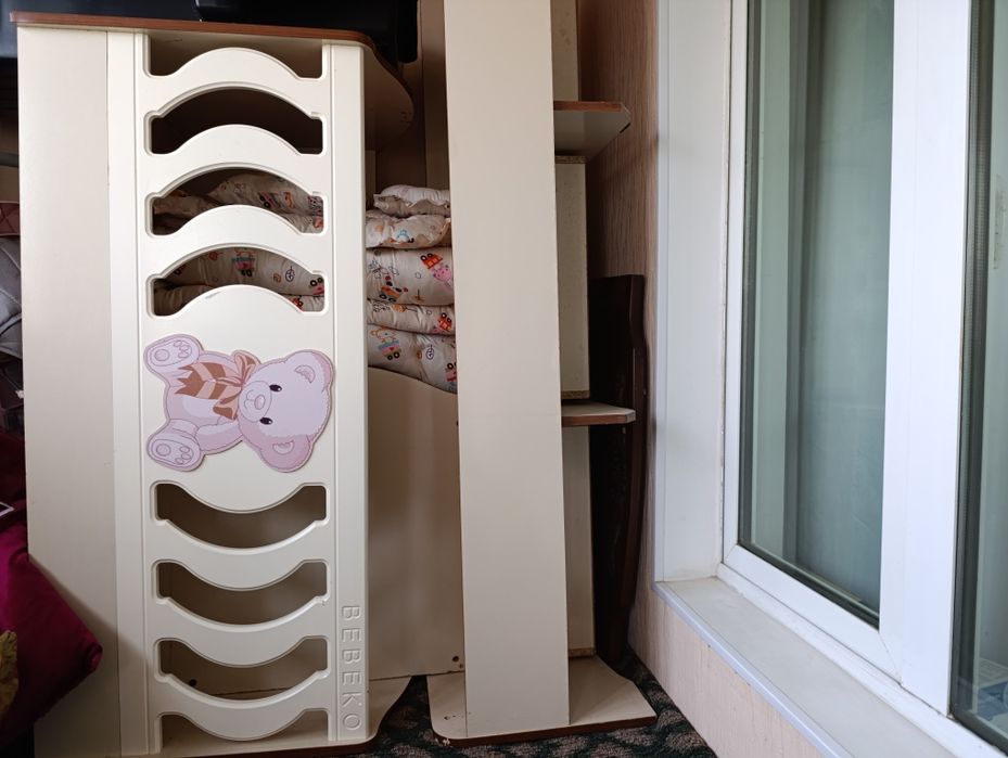 Манеж короват. 4 5 ёшгача ётса бу́лади.