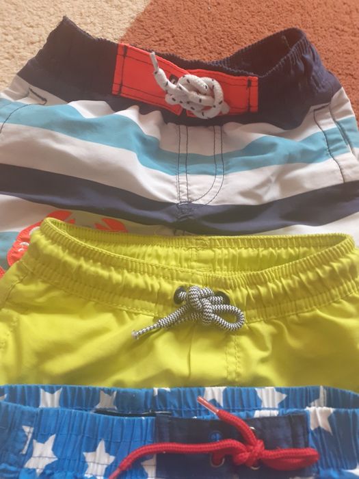 Pantaloni scurți nr98