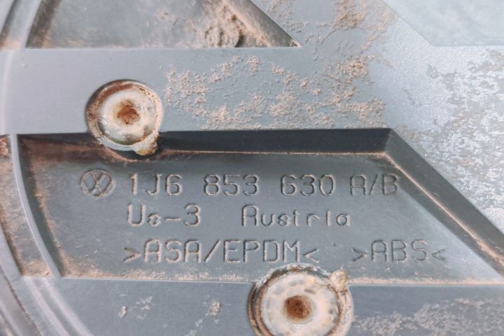 Sigla  Emblema 1J6853630A/B Volkswagen VW Golf a 4-a generatie