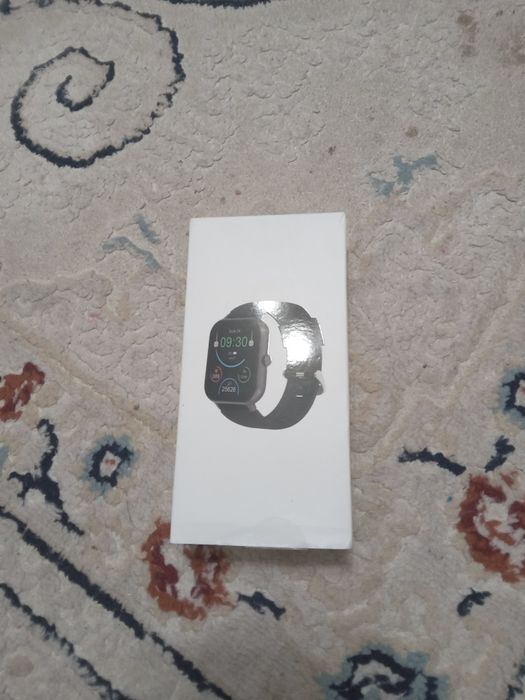 Продам  часы сенсорный