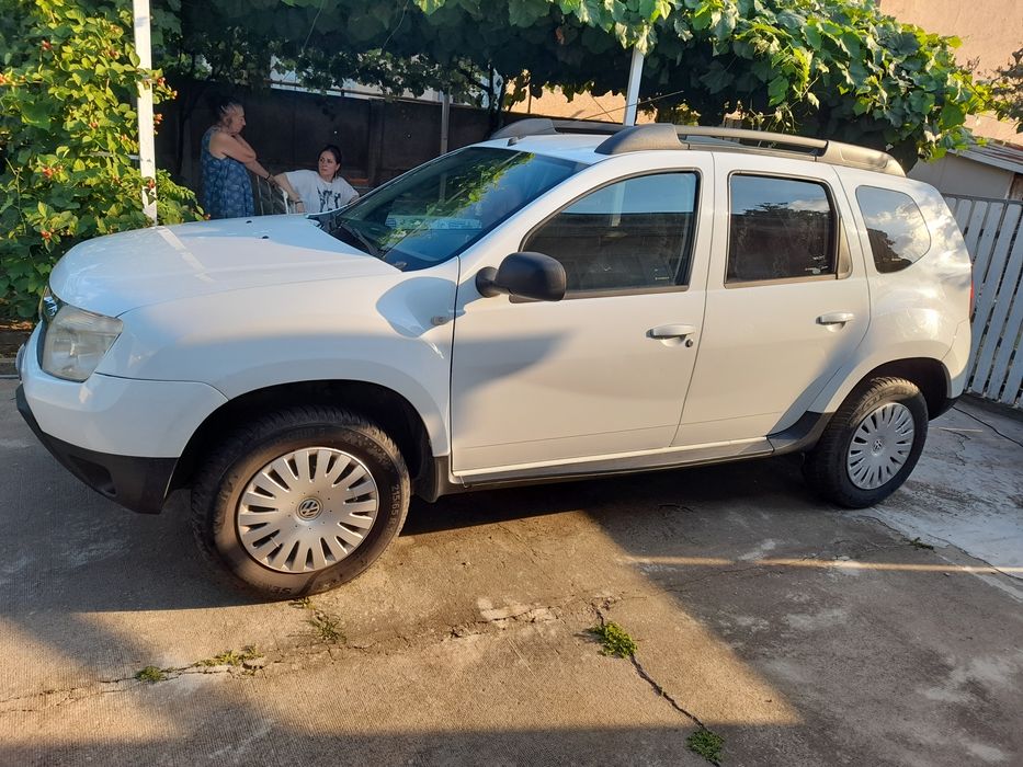 Duster  2011,162324km