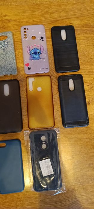 Set 14 huse pentru diferite modele de telefoane