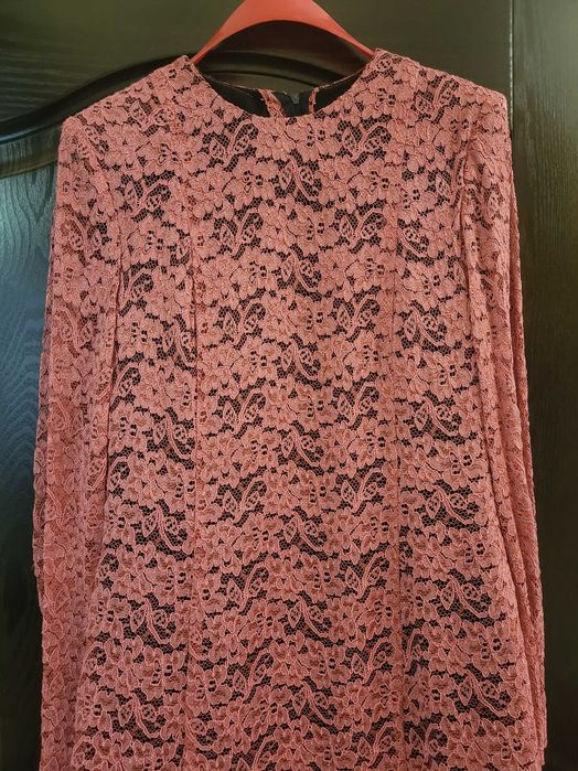 Официална рокля с дантела