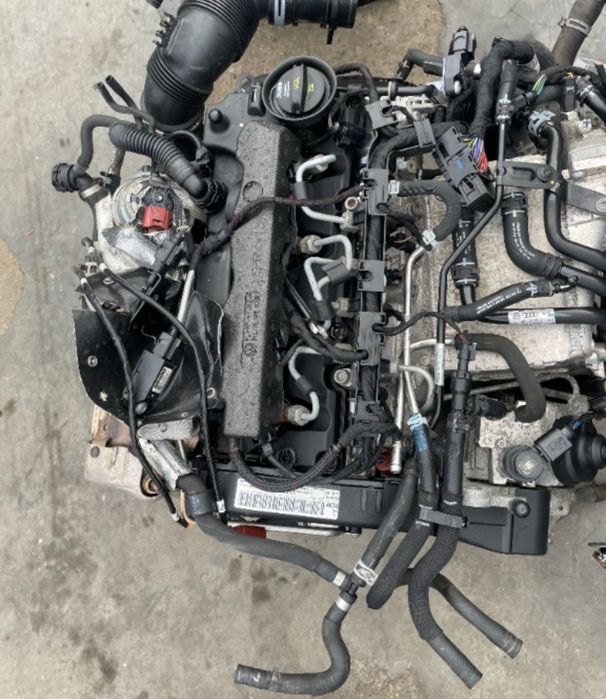 Motor 1.6 tdi CLH vw golf 7 audi a3 seat leon skoda octavia 3