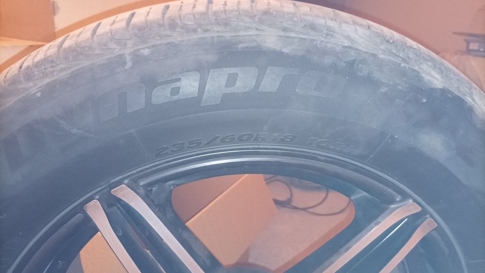 Hankook Dynamic hp2 235 60 18
