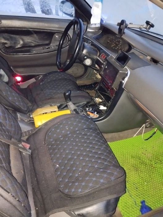 Продам Мазду Кронос