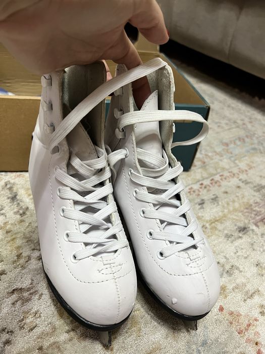 Фигурные коньки!