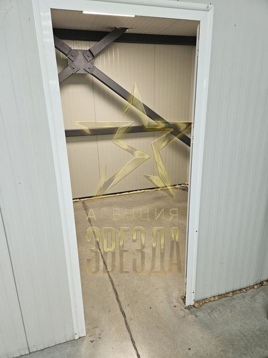 Дава се под наем Склад в Асеновград - 550 кв.м за 1420 € - Снимка #1