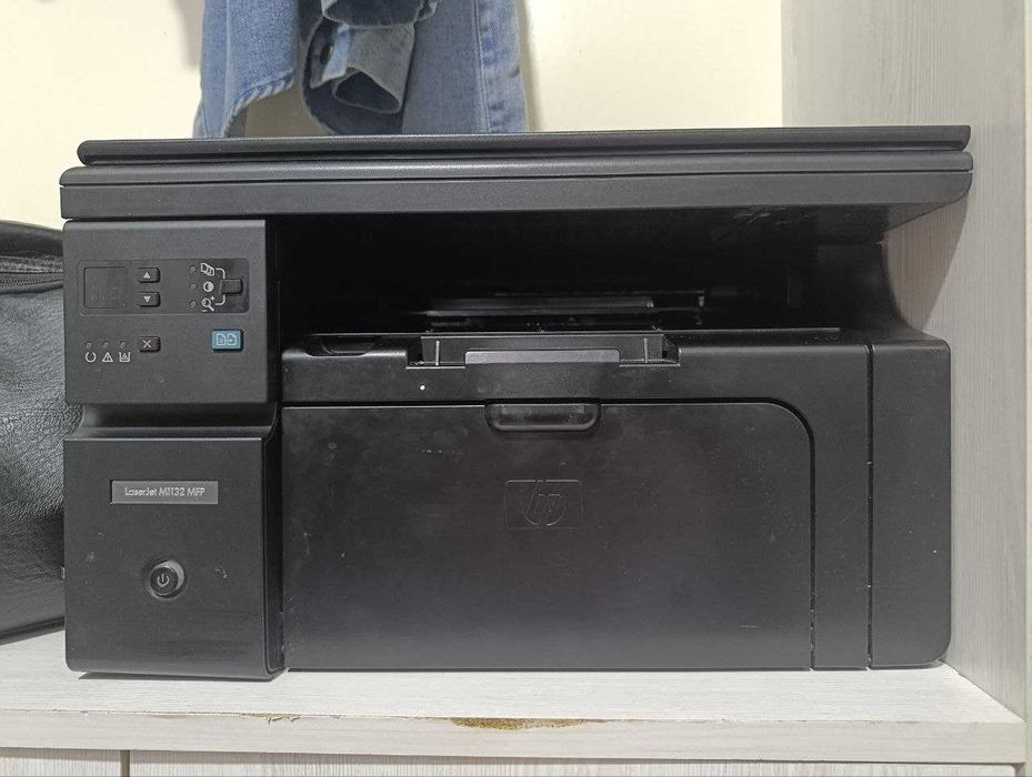 HP LaserJet M1132 MFP — 3 в 1 (Принтер / Сканер / Копир)