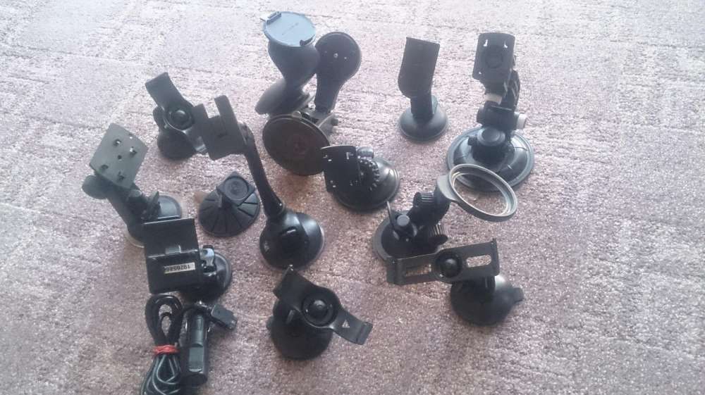 Suport ventuza gps tomtom garmin mio navigon