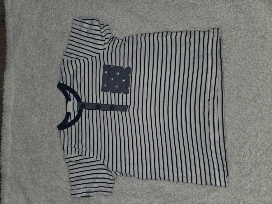 Лот от 4 Летни Тениски и 1 Гащеризонче - 9-12м