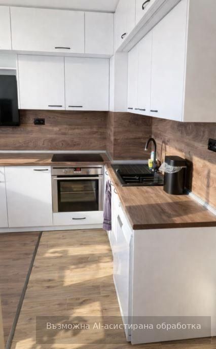 Тристаен апартамент в района на Електрон!