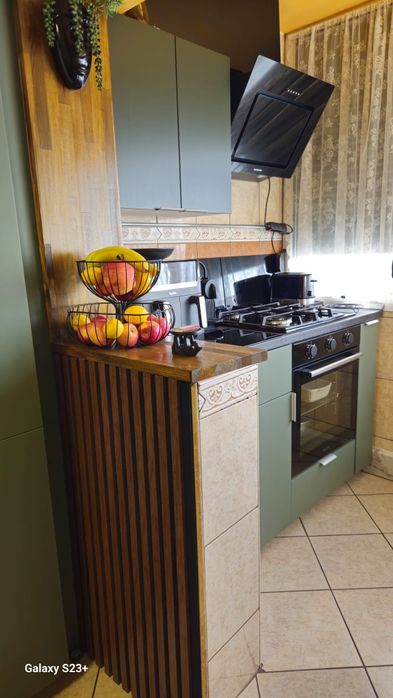 Vand apartament 4 camere superb, centrala termica - direct PROPRIETAR- 0723551589