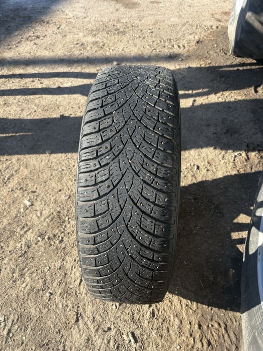 Продам диски с шинами на r17
