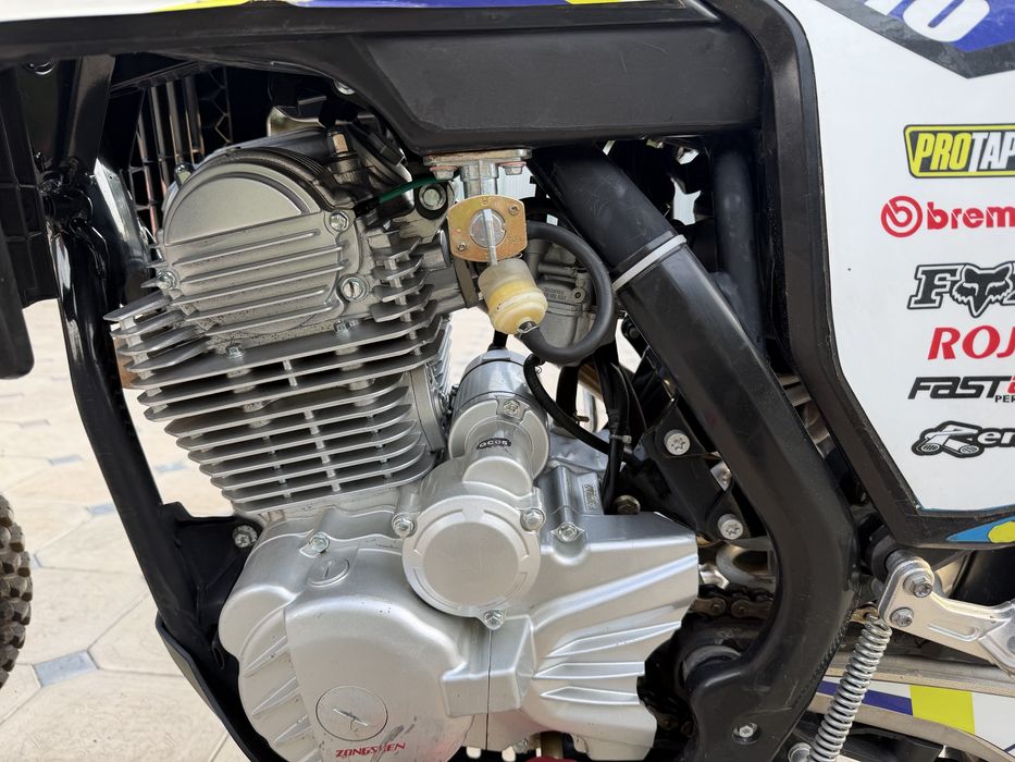 Продам мотоцикл Avantis pro efi