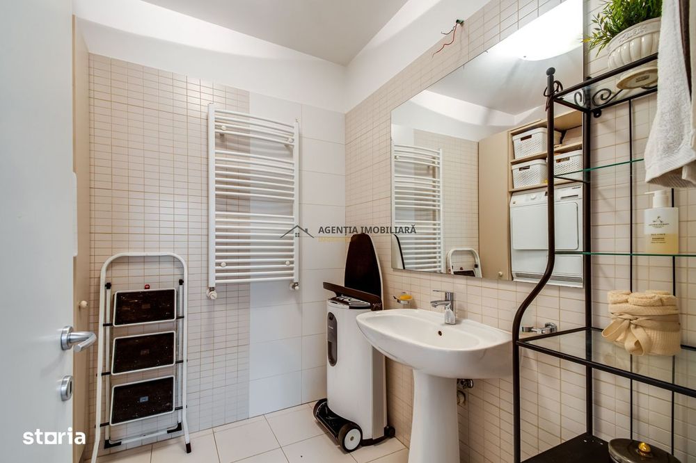 2 camere premium cu terasă privată și piscină