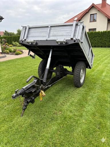 Tractor 4x4 Antonio Carraro + Remorcă basculabilă