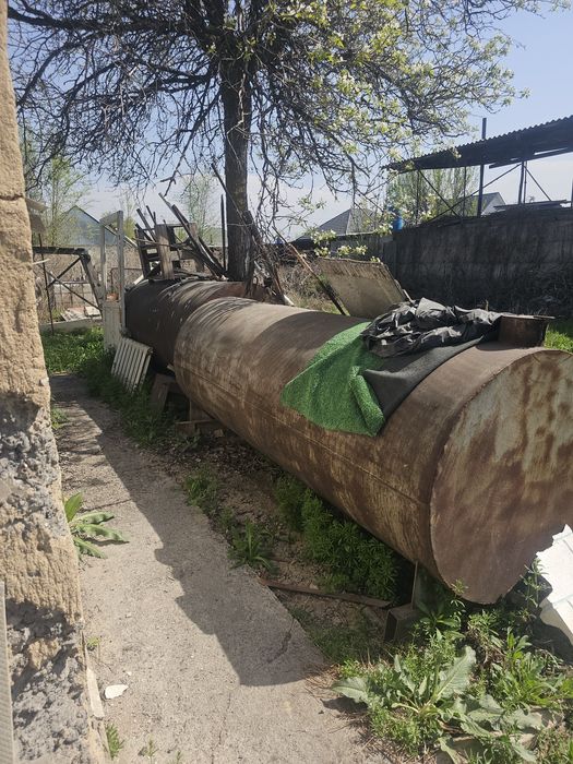 Железные бочки из под воды