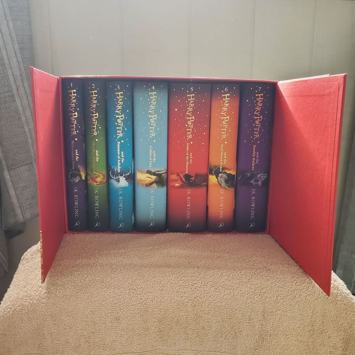 Harry Potter Box Set: The Complete Collection (Children’s Hardback)