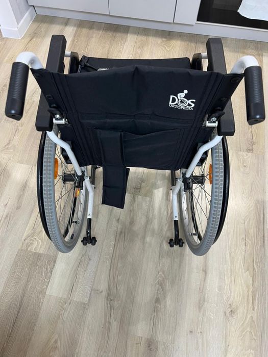 Инвалидное кресло (новое)