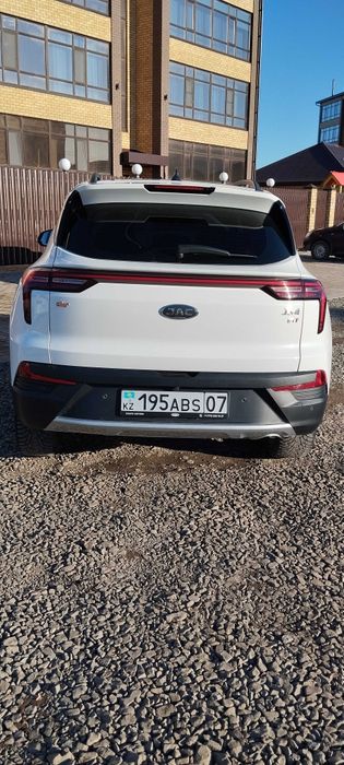 Срочная продажа автомобиль JAC js4